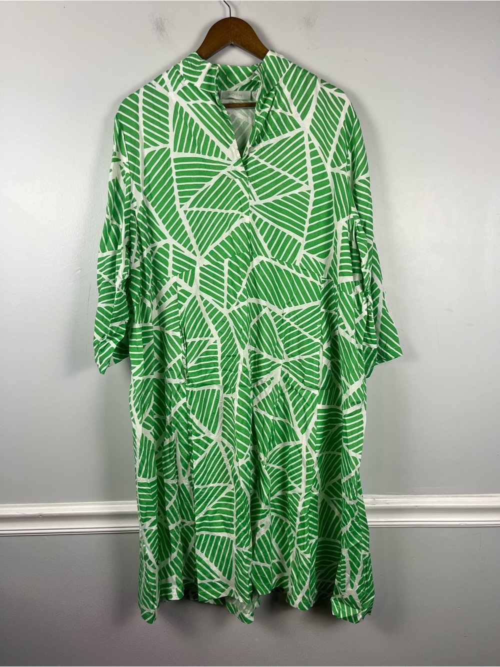New Noen Green White Print shift dress Resortwear size 14